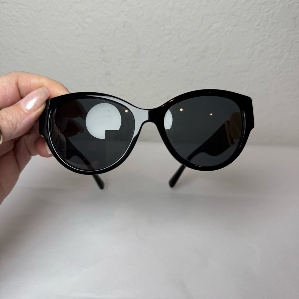 Versace Woman Sunglasses Black Frame, Dark Grey Lenses, 56MM *Authentic * - Picture 3 of 9